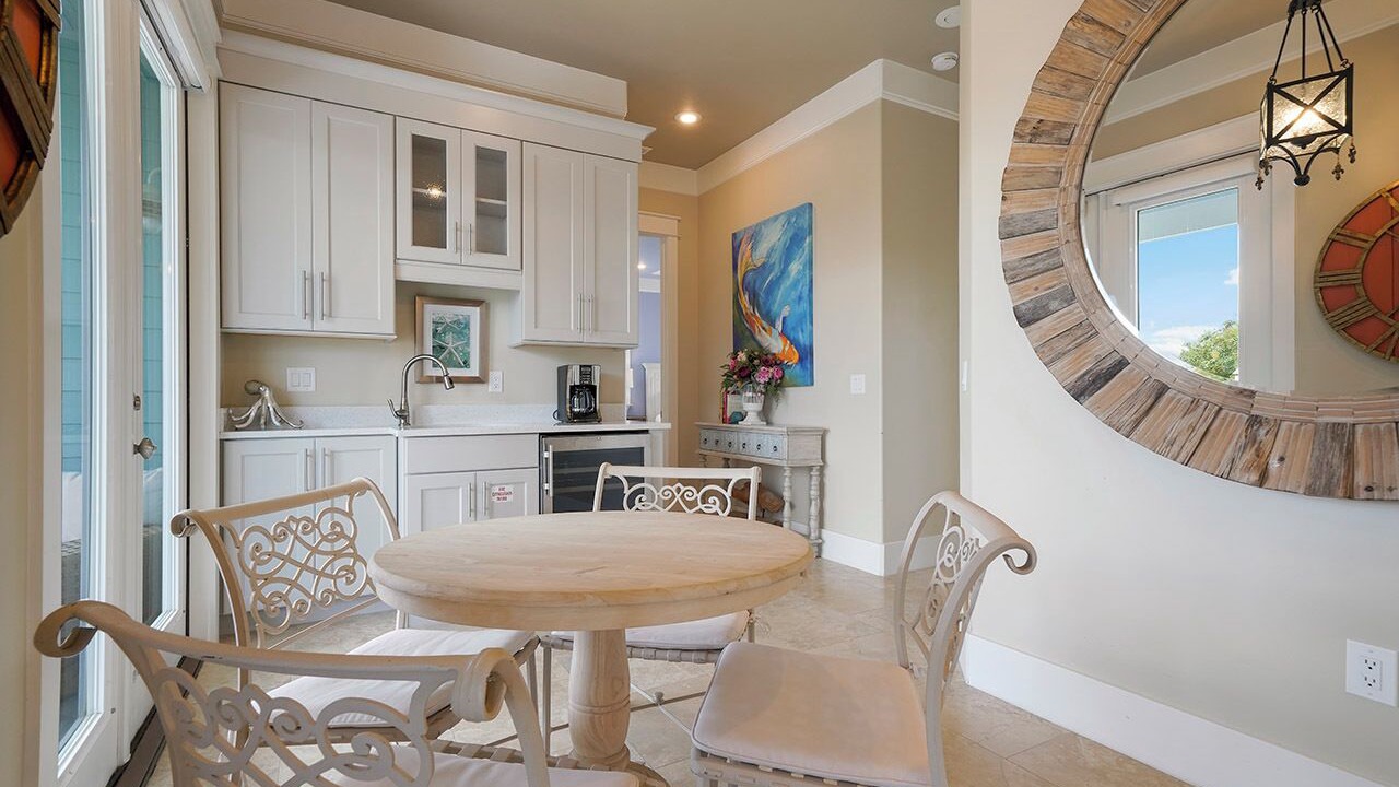 Photo of Outdoor in Crystal Shores