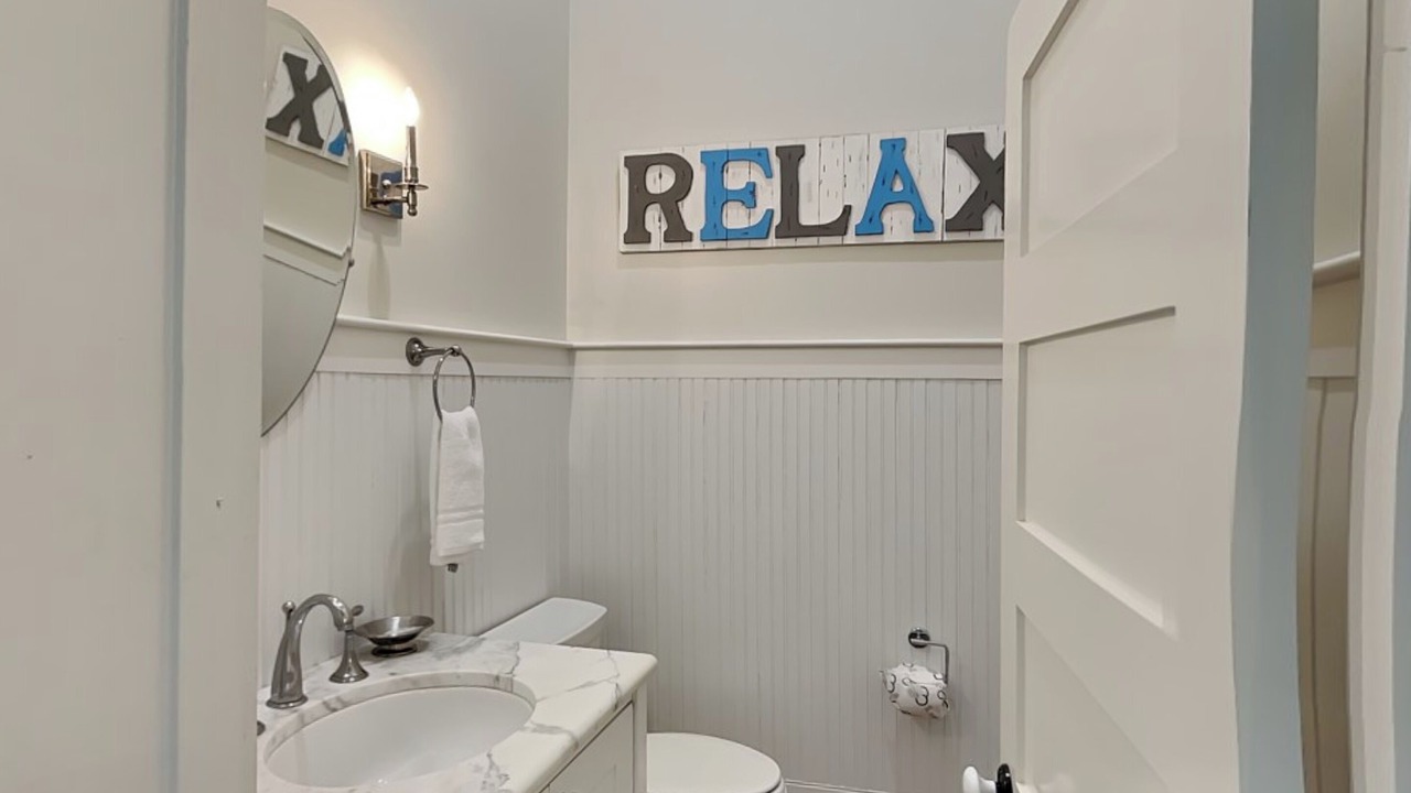 Photo of Bathroom in Crystal Shores