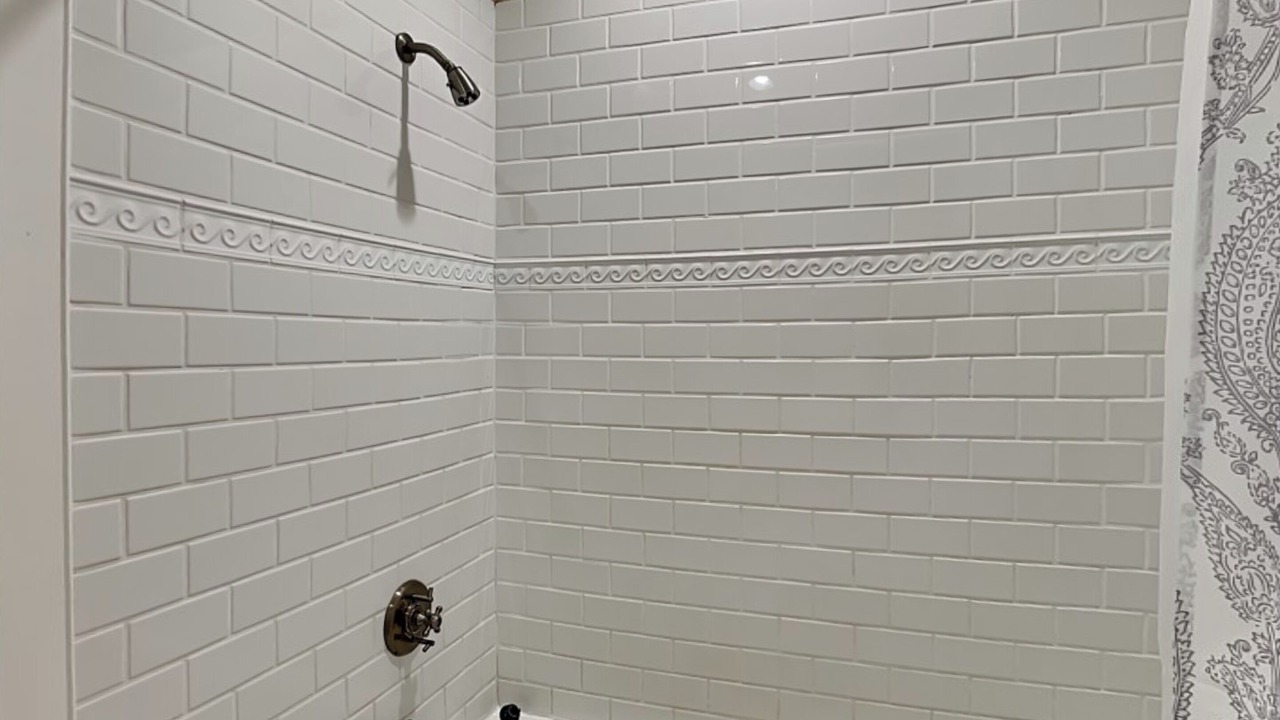 Photo of Bathroom in Crystal Shores