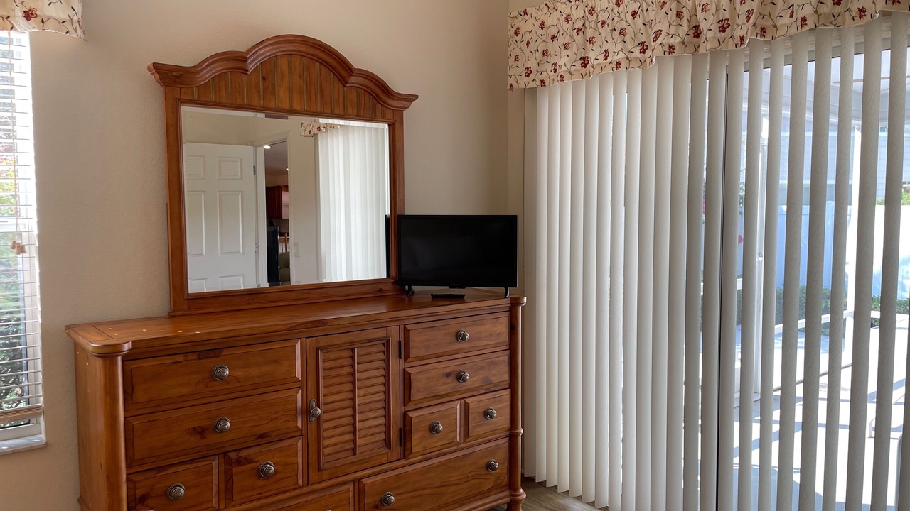 Photo of Bedroom in Lake Sumter Landing