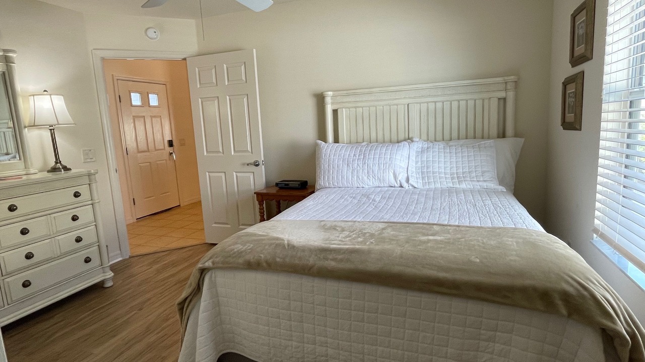 Photo of Bedroom in Lake Sumter Landing