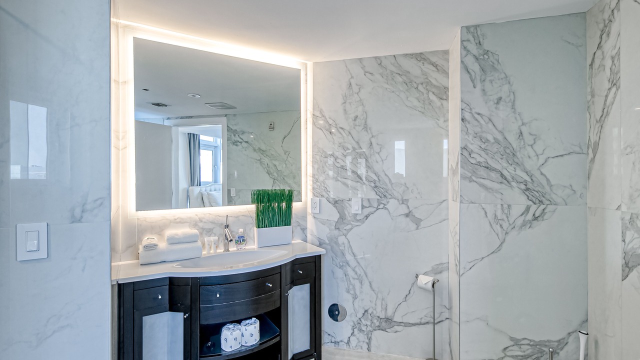 Photo of Bathroom in South Pointe