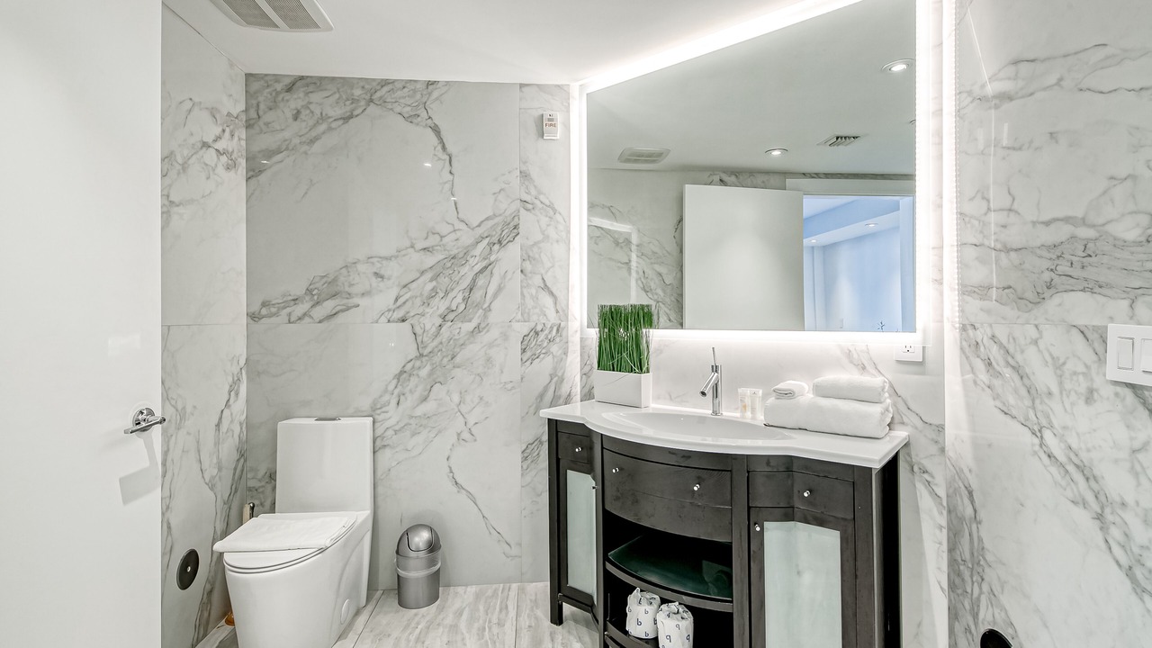 Photo of Bathroom in South Pointe
