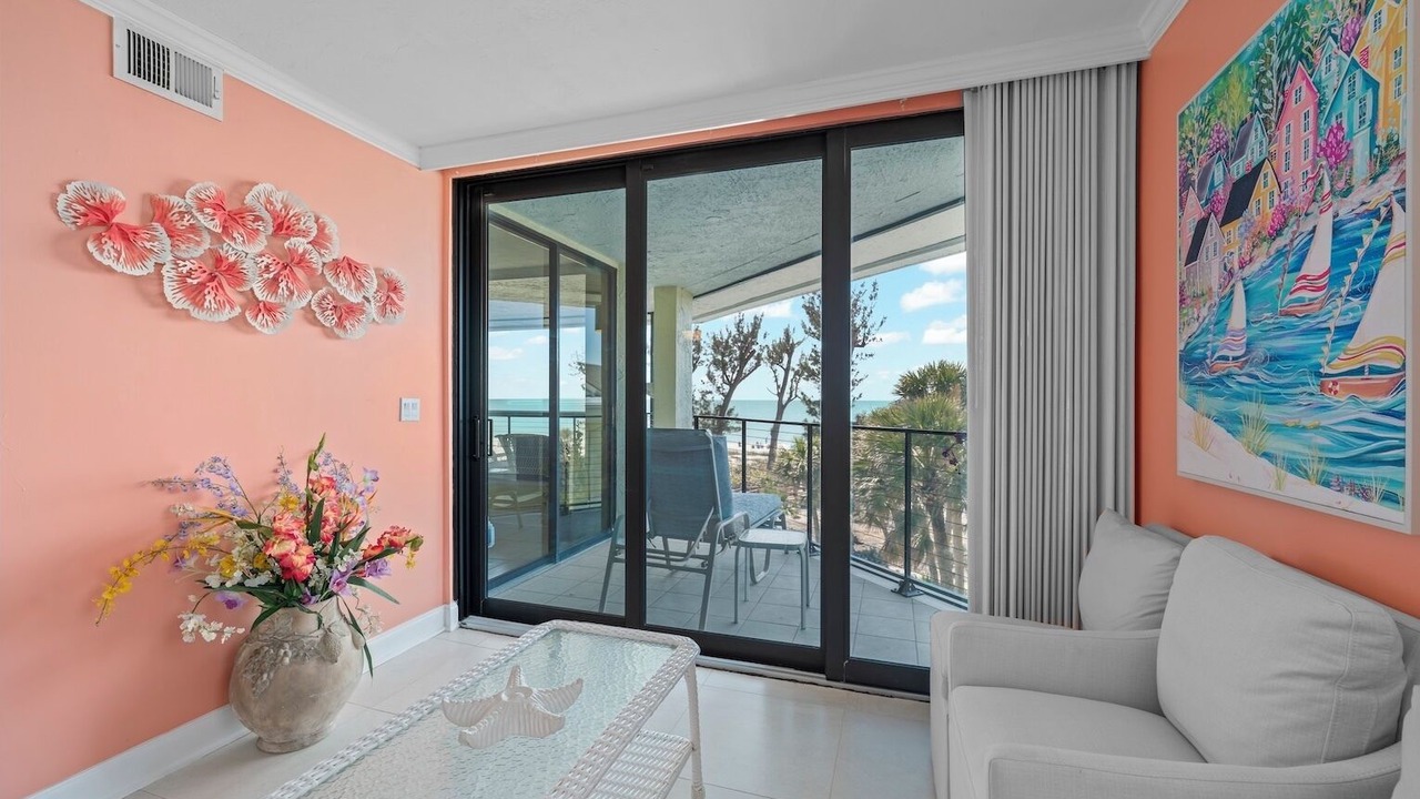 Photo of Livingroom in Sanibel