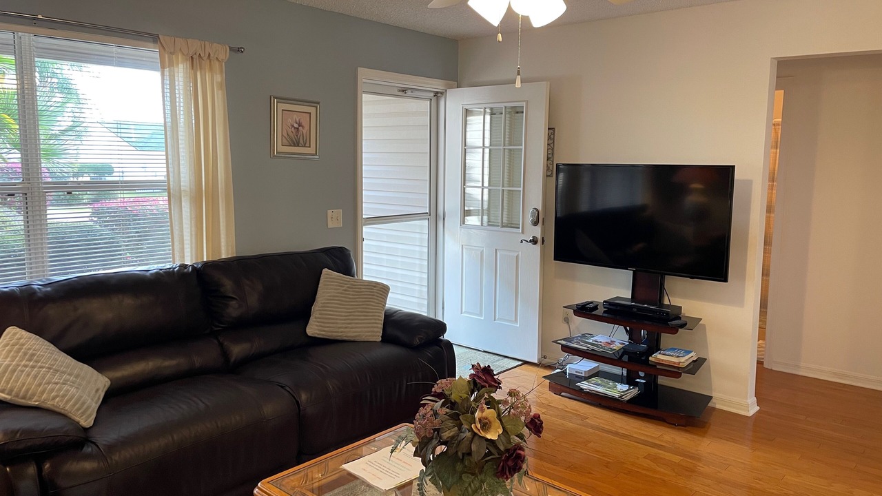 Photo of Livingroom in Springdale