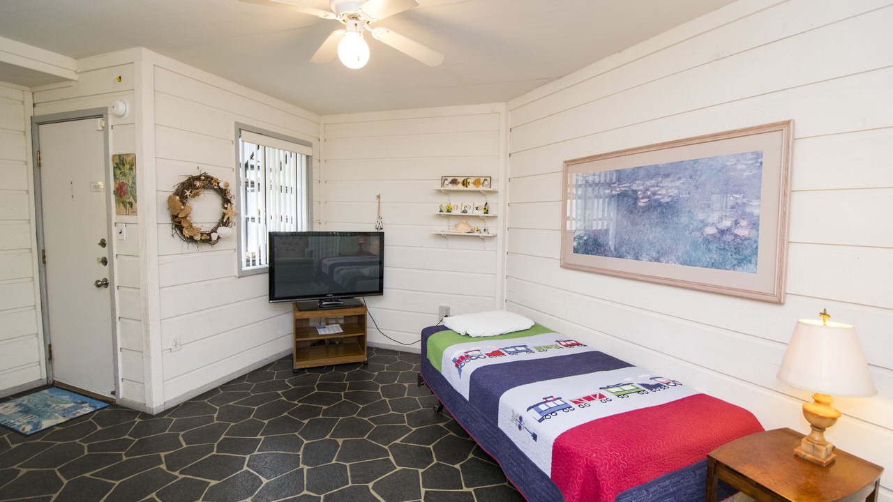 Photo of Bedroom in Dune Allen Beach
