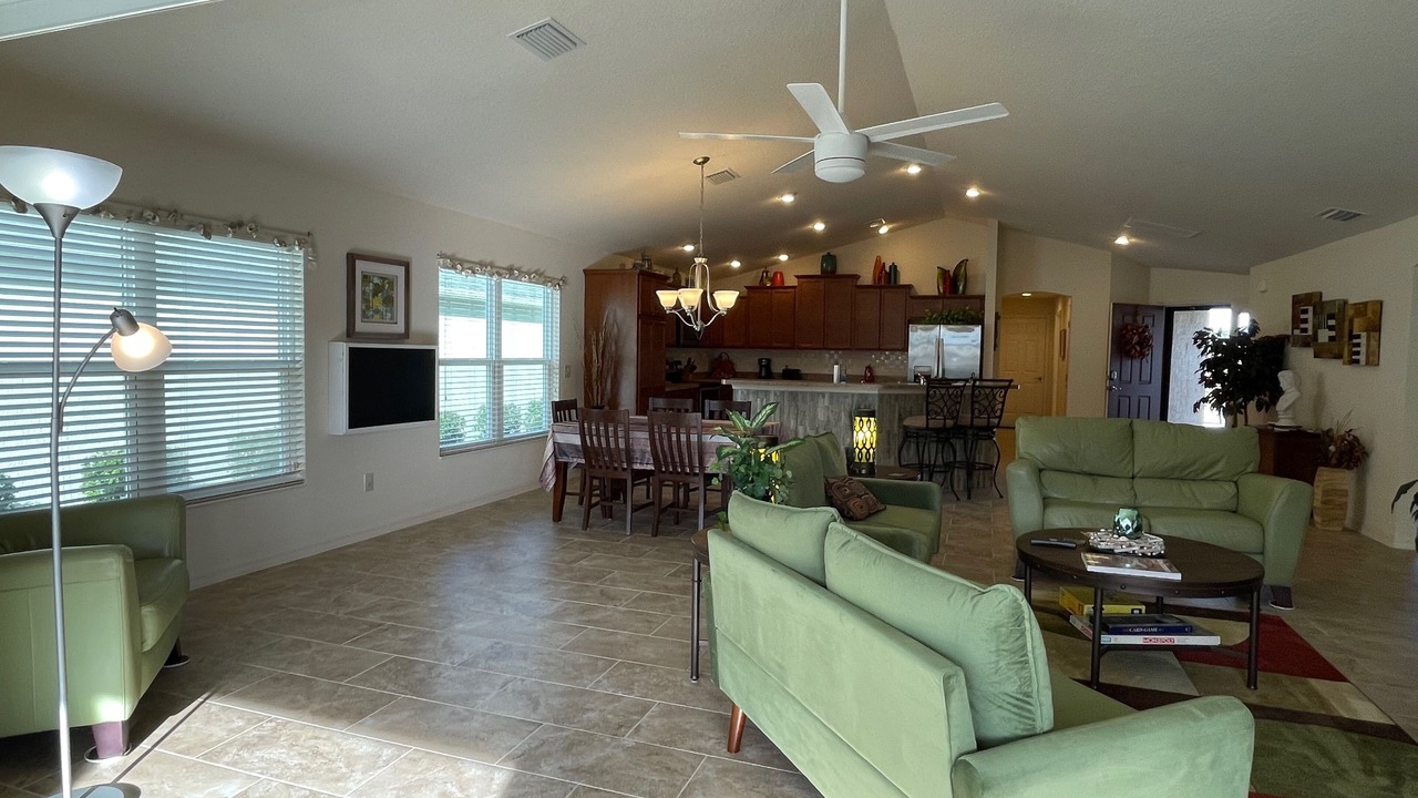 Photo of Livingroom in Summerfield
