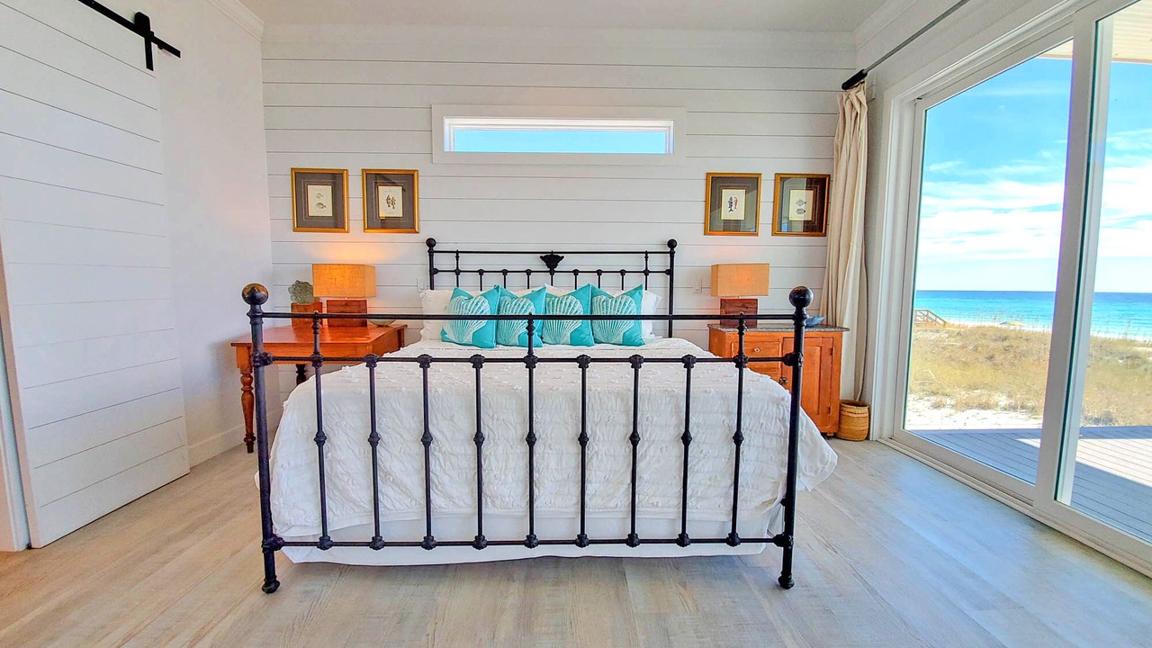 Photo of Bedroom in Pensacola Beach