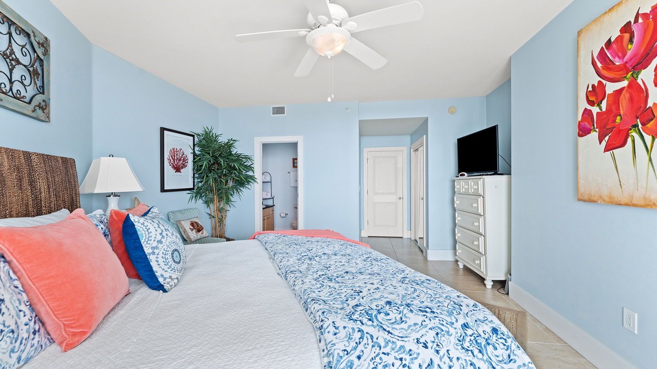 Photo of Bedroom in Orange Beach East