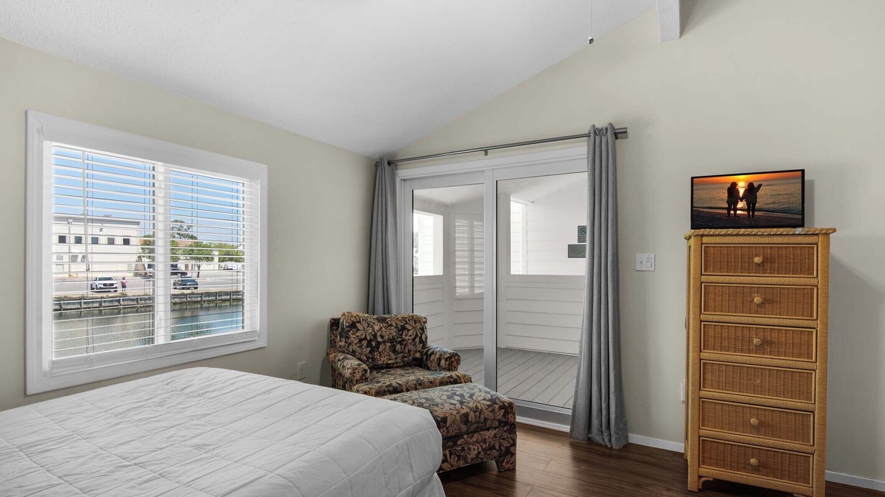 Photo of Patio Balcony in Holiday Isle