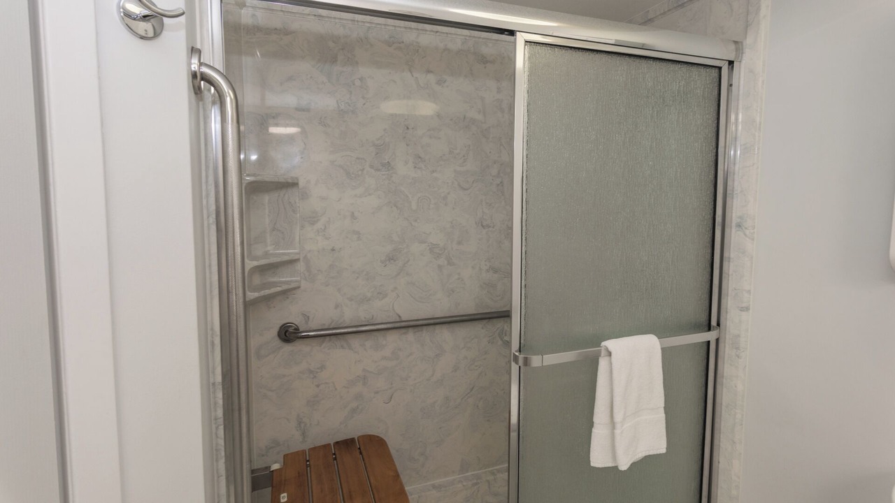 Photo of Bathroom in Thomas Drive