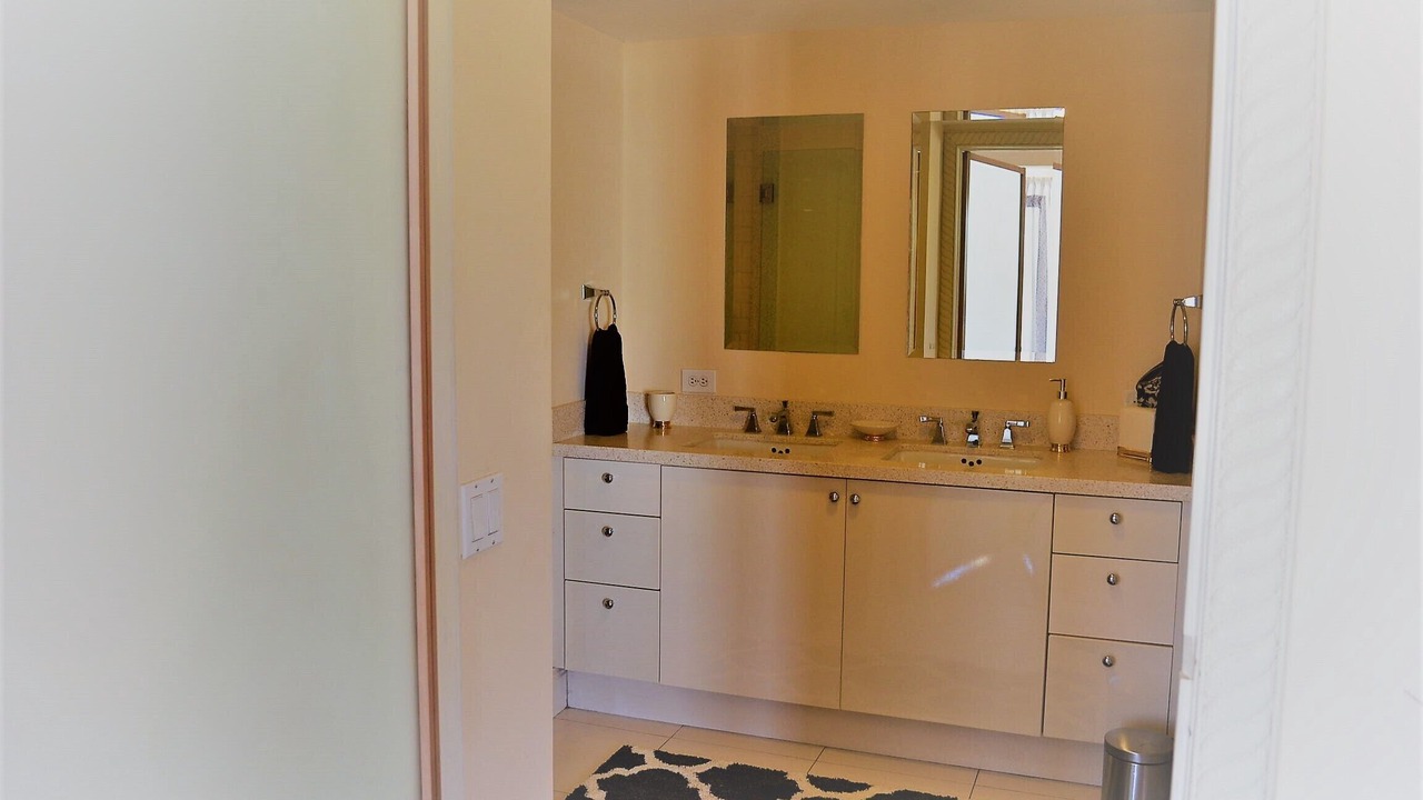 Photo of Bathroom in South Beach