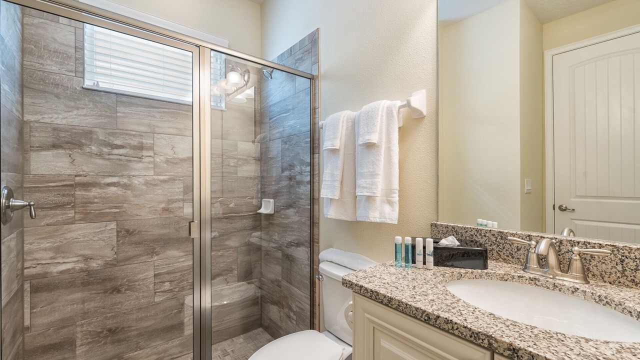 Photo of Bathroom in Reunion