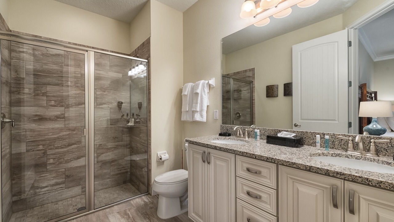 Photo of Bathroom in Reunion