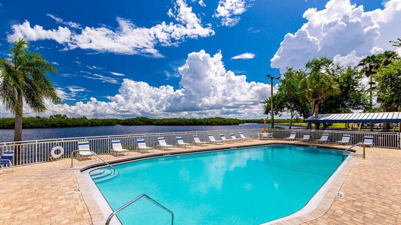 Photo of Outdoor in Ruskin