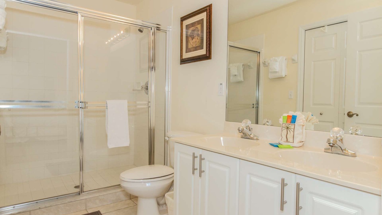 Photo of Bathroom in Ole