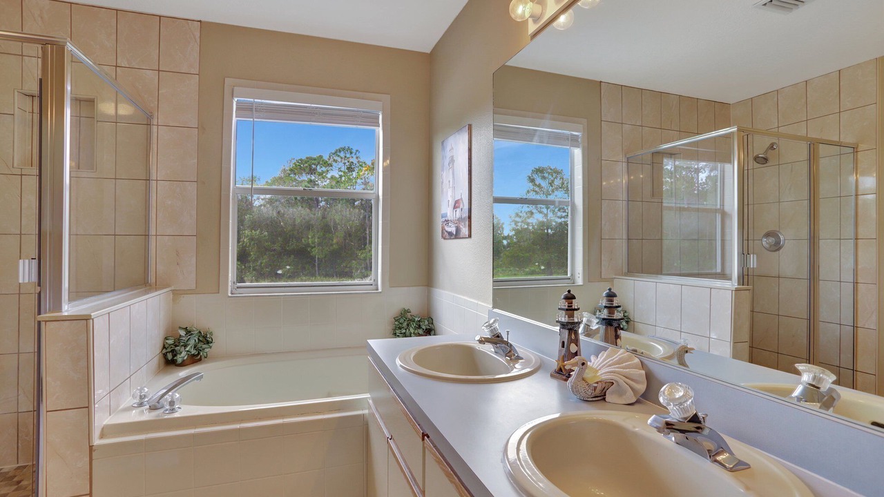 Photo of Bathroom in Bridgewater Crossing