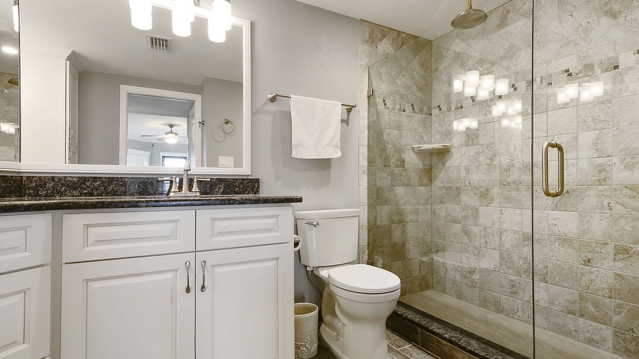Photo of Bathroom in Sunset Beach