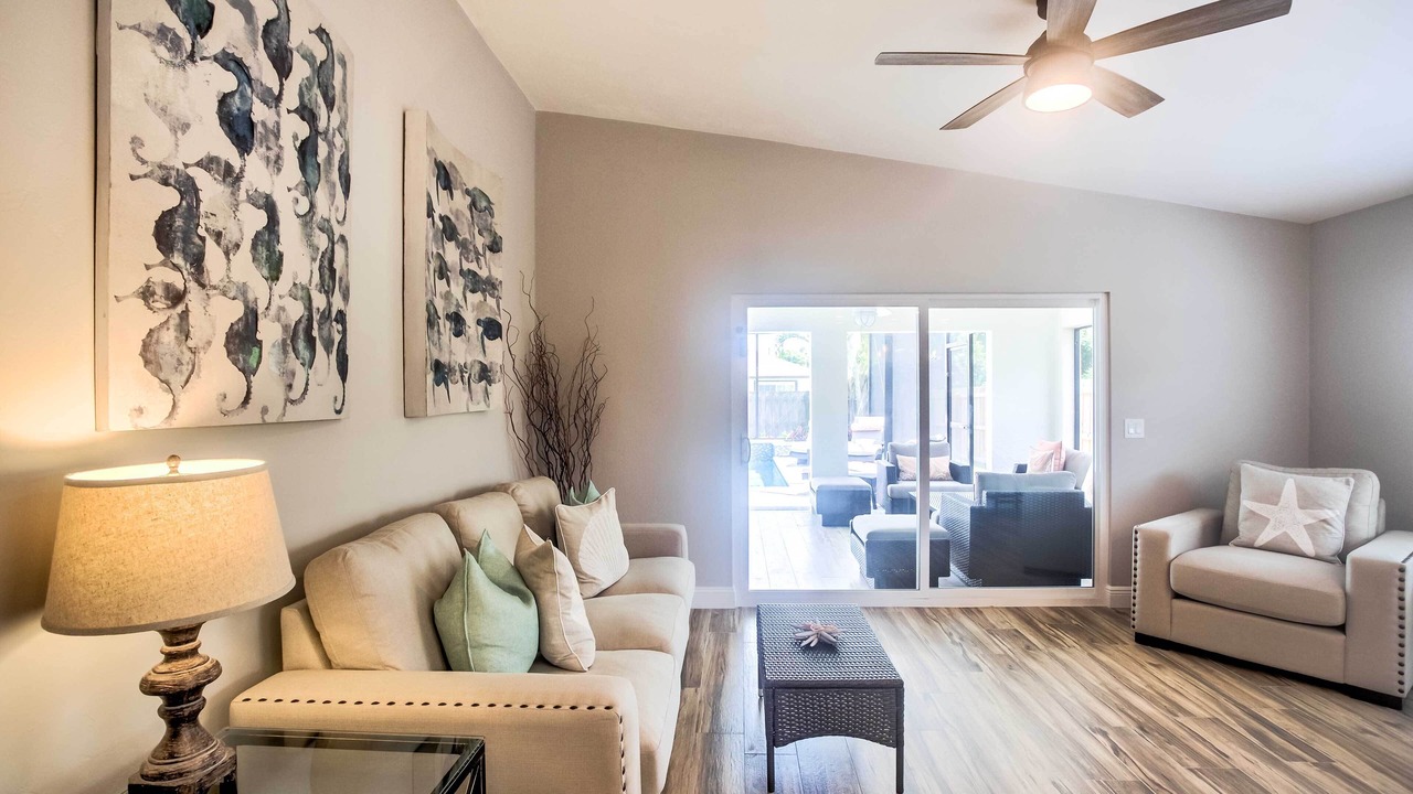 Photo of Livingroom in Naples Park