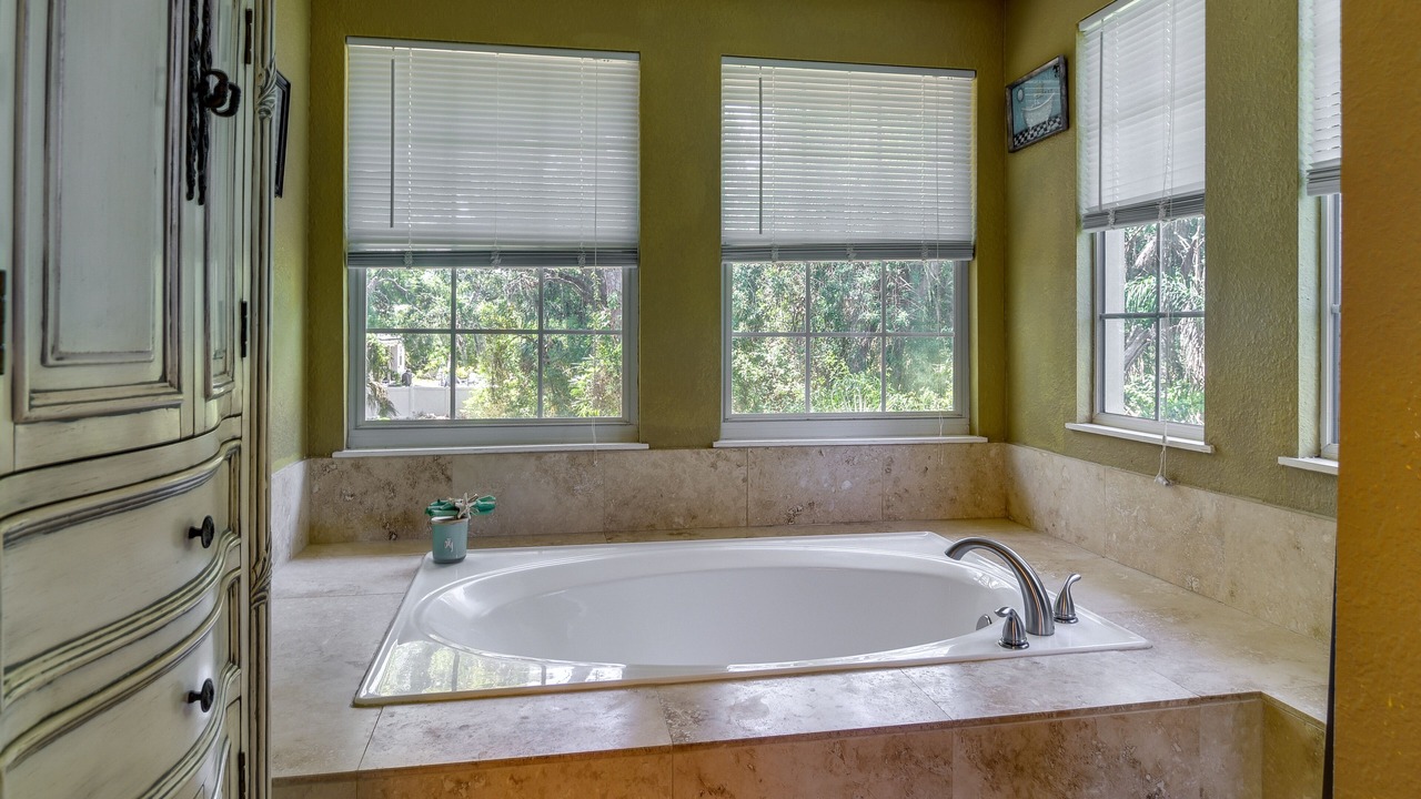 Photo of Bathroom in Pinellas Point