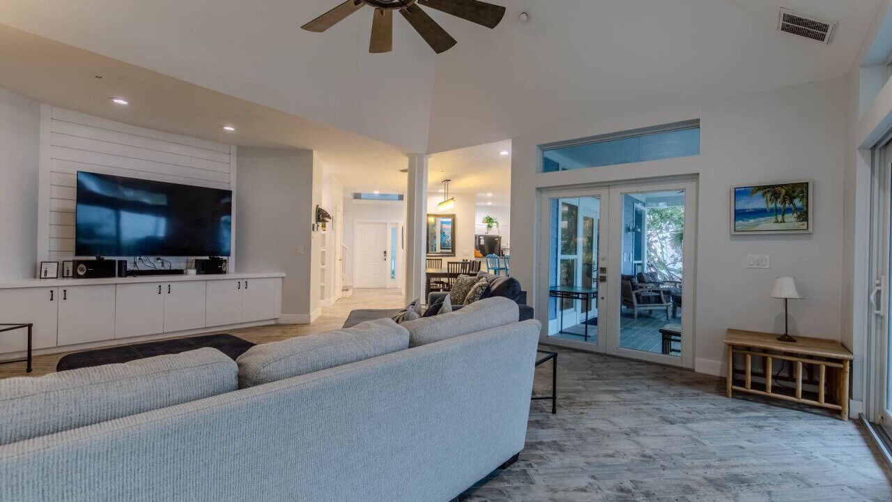 Photo of Livingroom in North Captiva