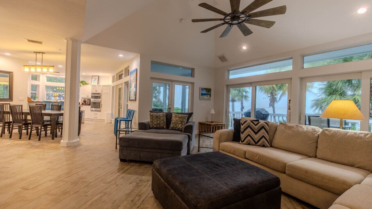 Photo of Livingroom in North Captiva