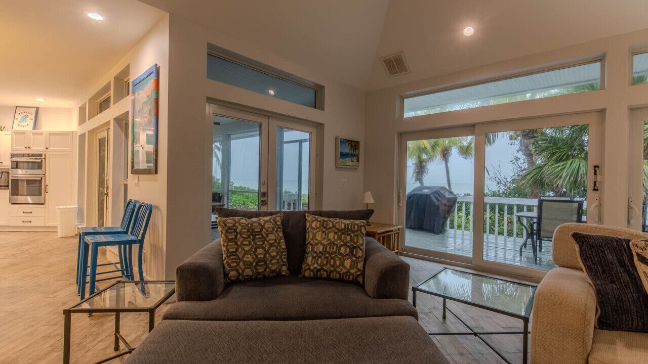 Photo of Livingroom in North Captiva