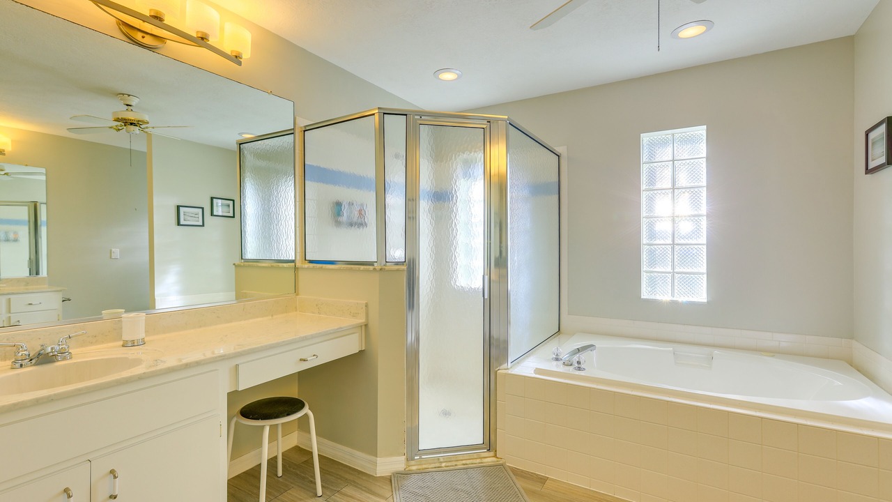 Photo of Bathroom in Citrus Springs