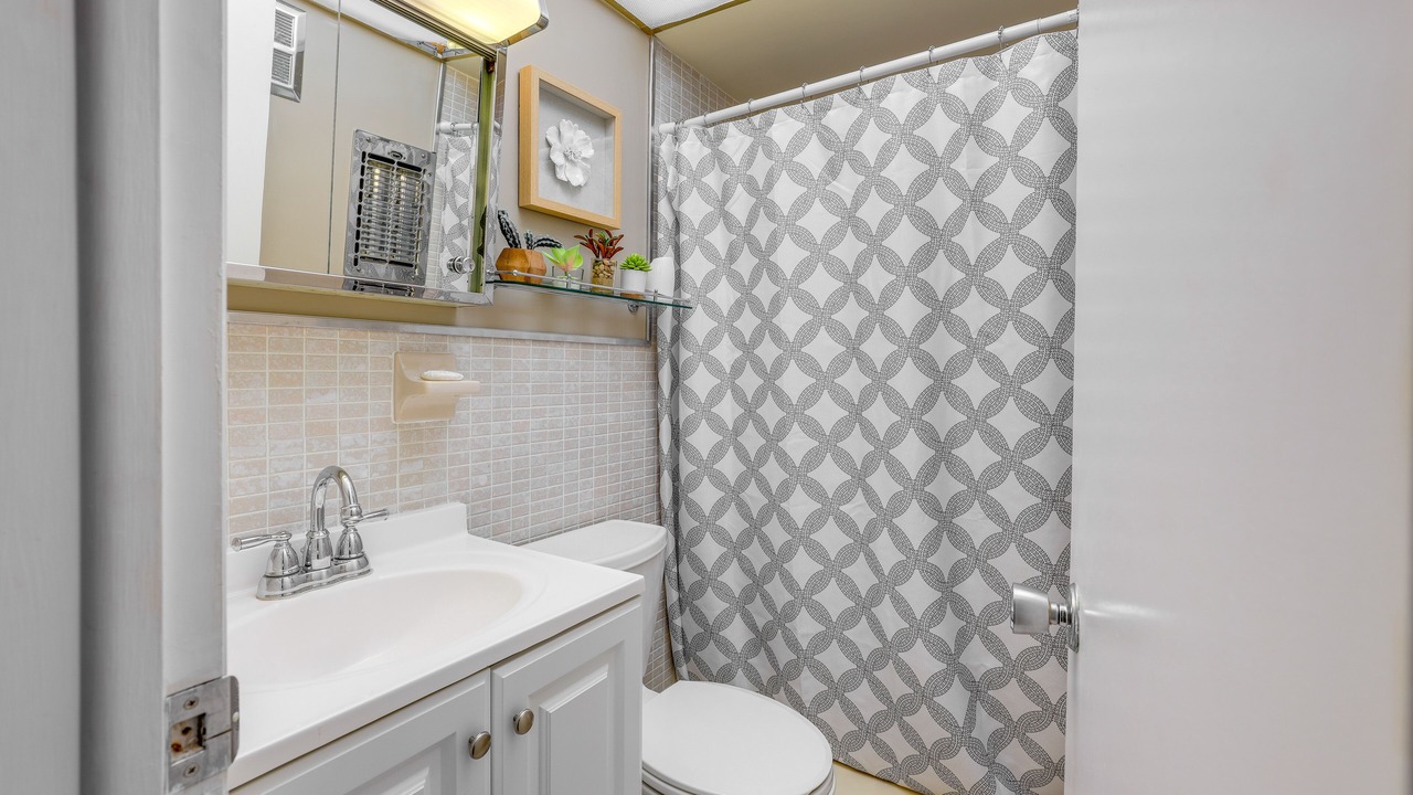 Photo of Bathroom in Singer Island