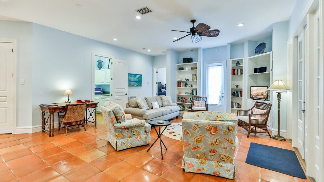 Photo of Livingroom in Captiva
