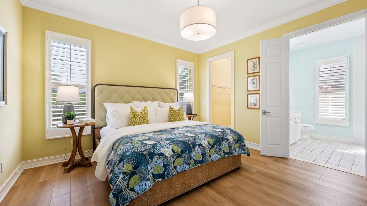 Photo of Bedroom in Naples Park