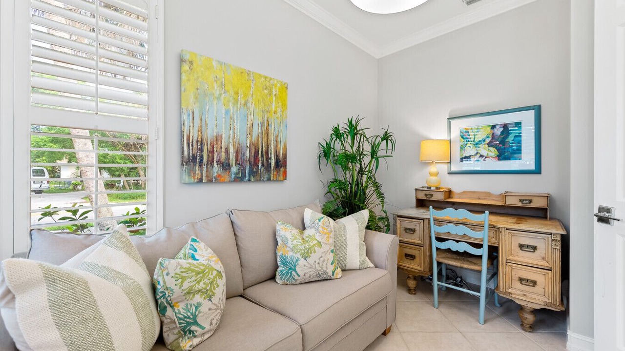 Photo of Livingroom in Naples Park
