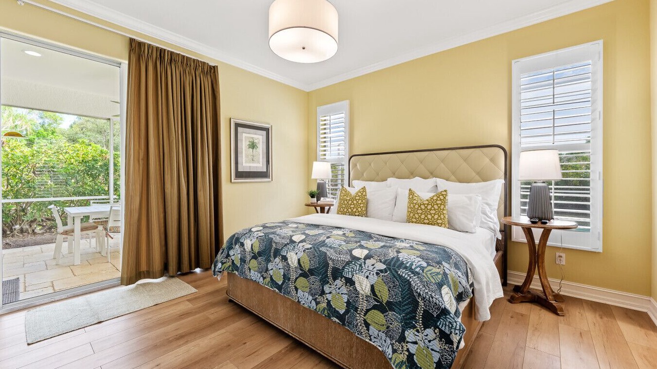 Photo of Bedroom in Naples Park