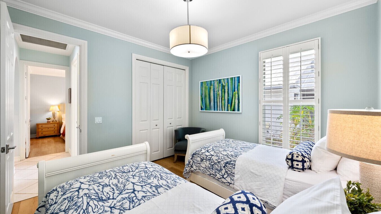 Photo of Bedroom in Naples Park