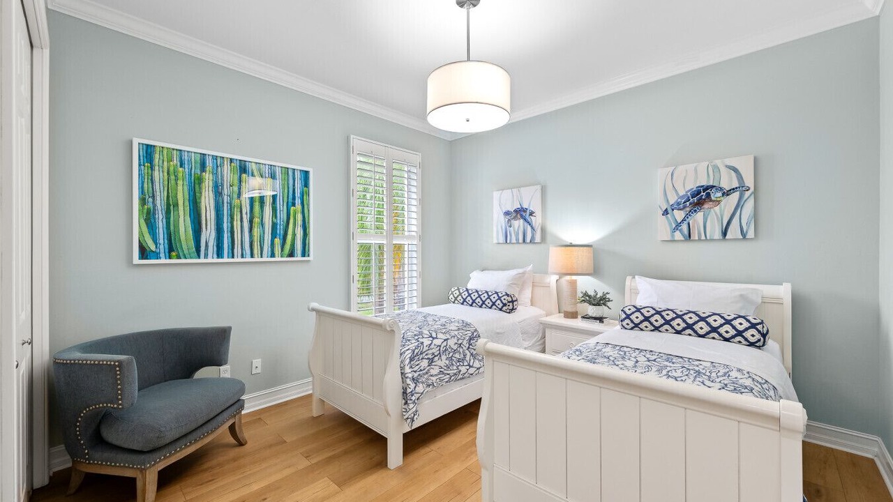 Photo of Bedroom in Naples Park