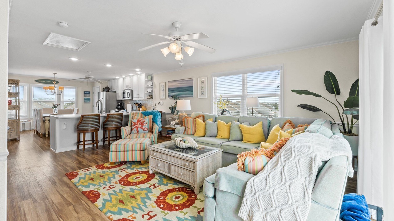 Photo of Livingroom in Port St. Joe