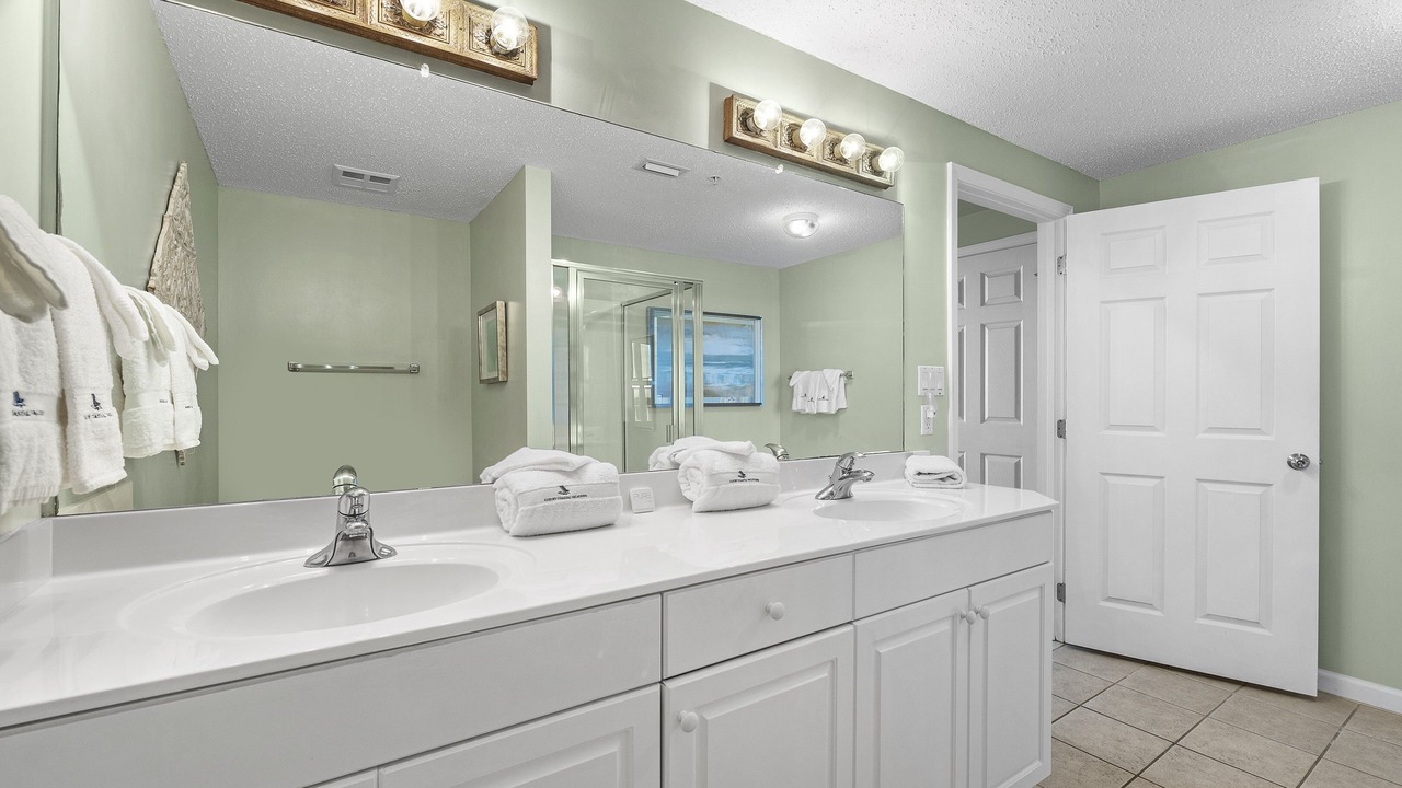 Photo of Bathroom in Ono Island