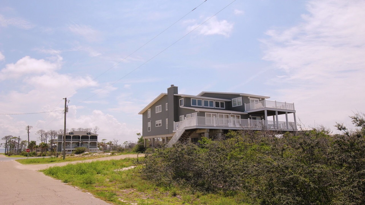 Photo of Others in Cape Breezes
