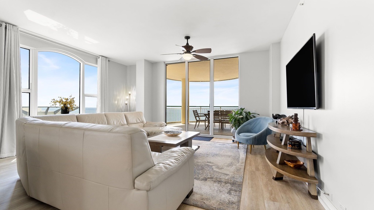 Photo of Livingroom in Ono Island
