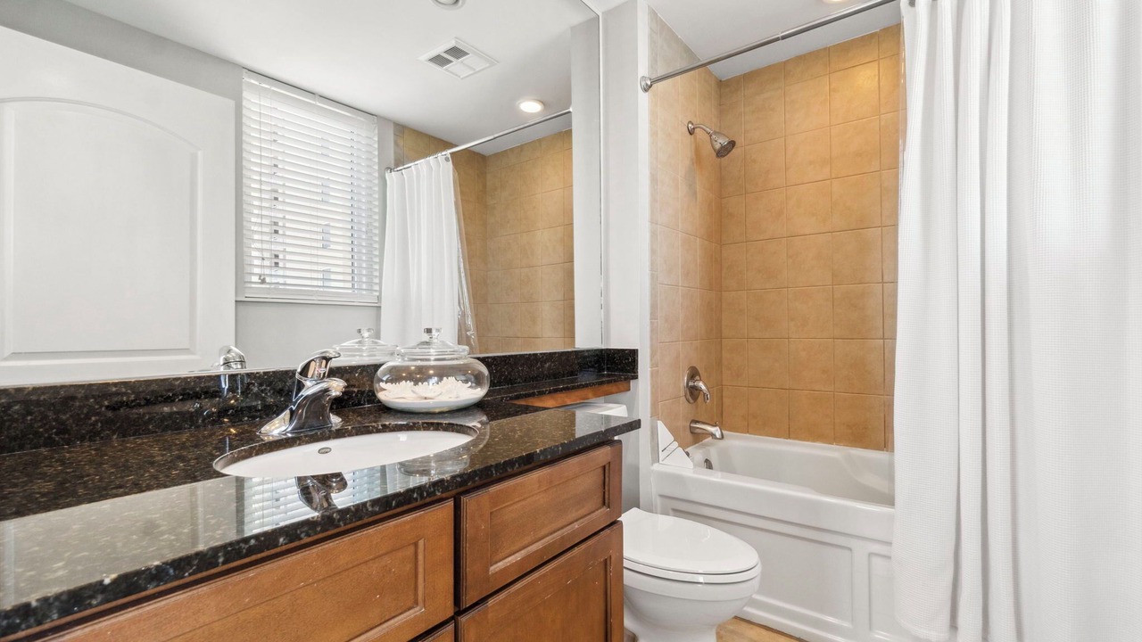 Photo of Bathroom in Ono Island