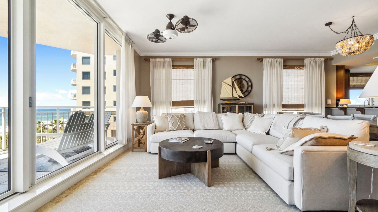 Photo of Livingroom in Ono Island