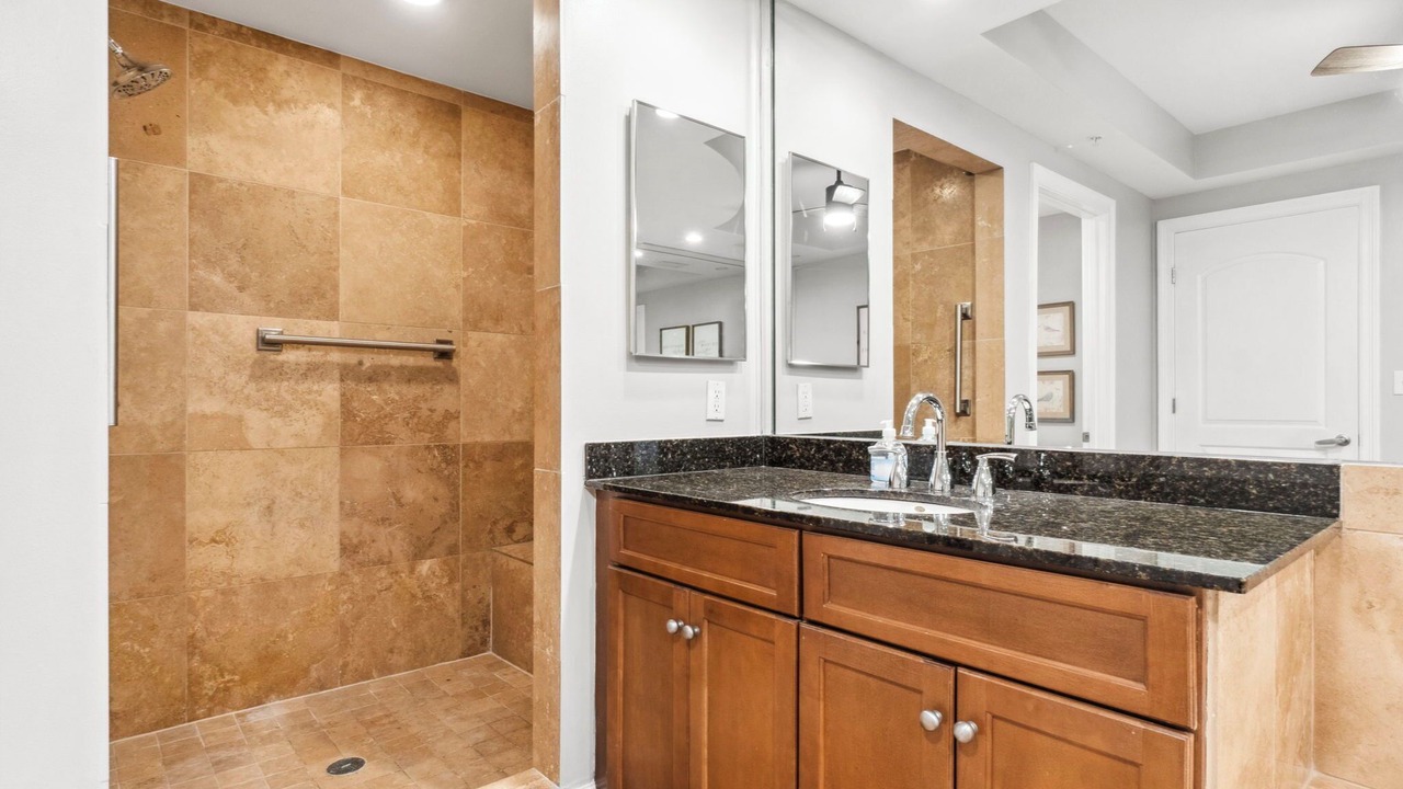 Photo of Bathroom in Ono Island