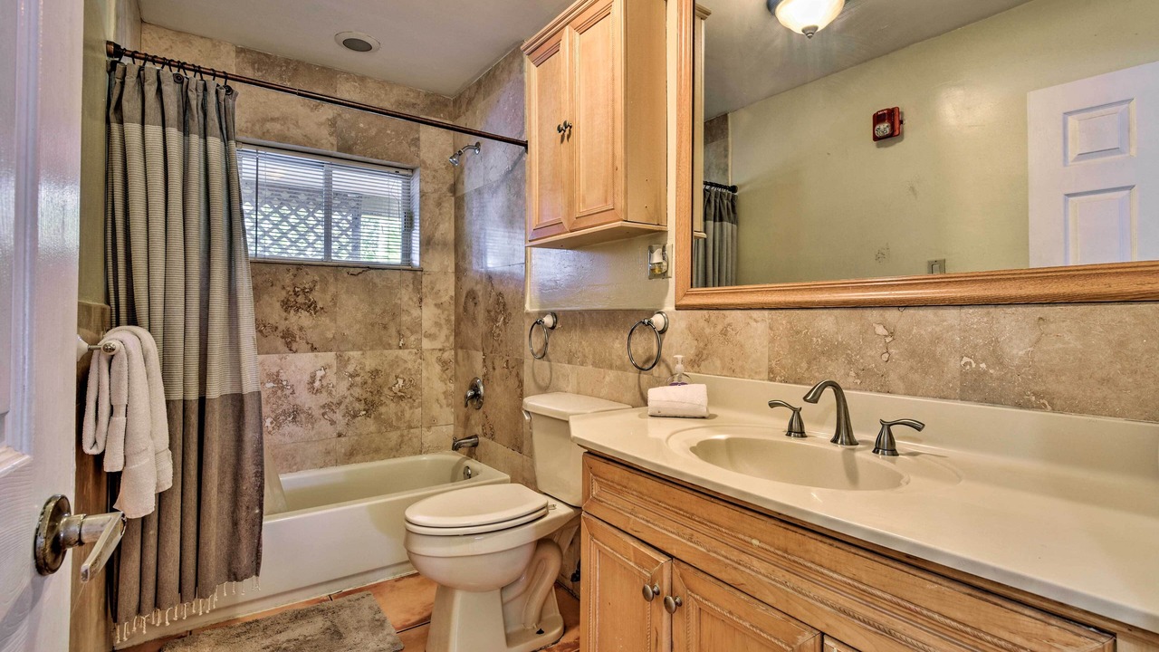 Photo of Bathroom in Miami Springs