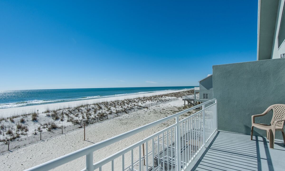 Photo of Patio Balcony in White Sands