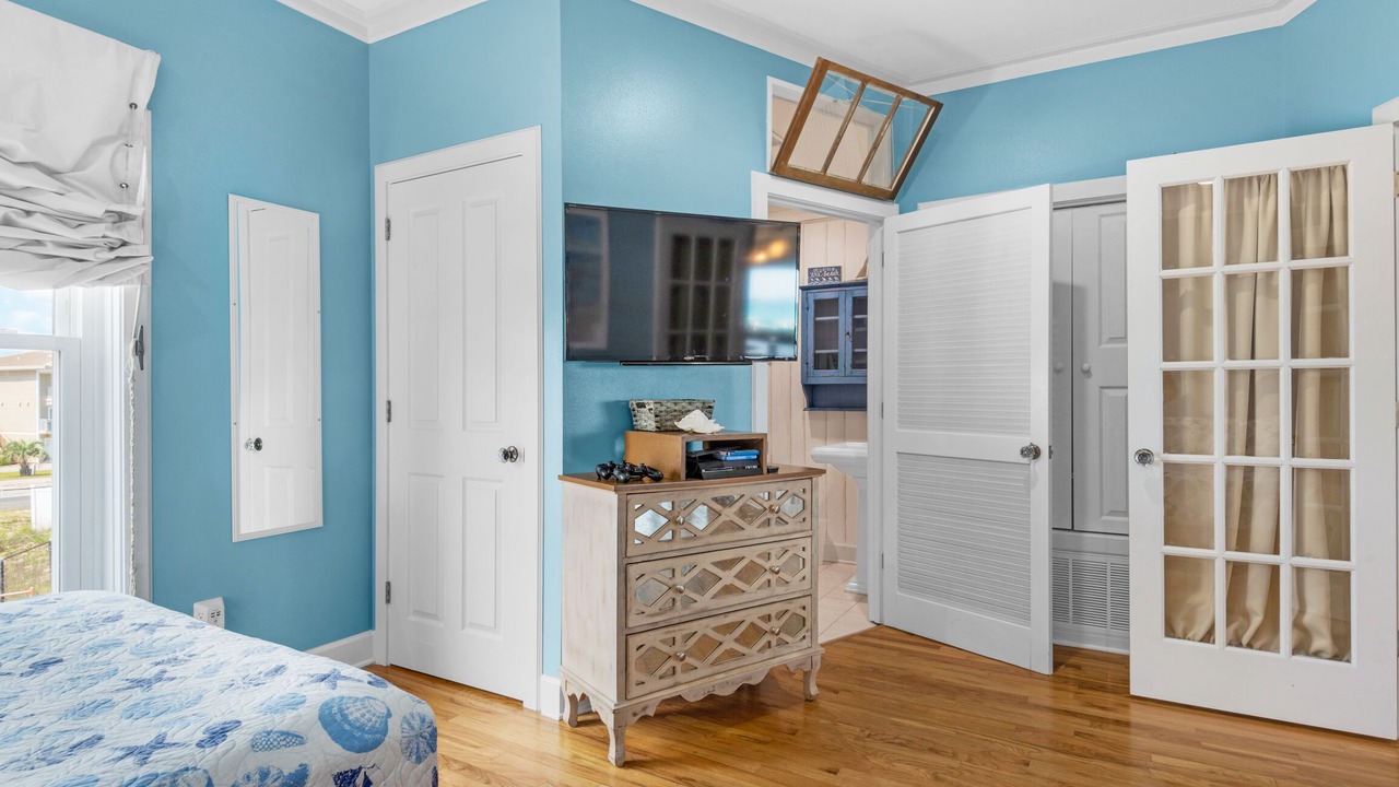 Photo of Bedroom in White Sands