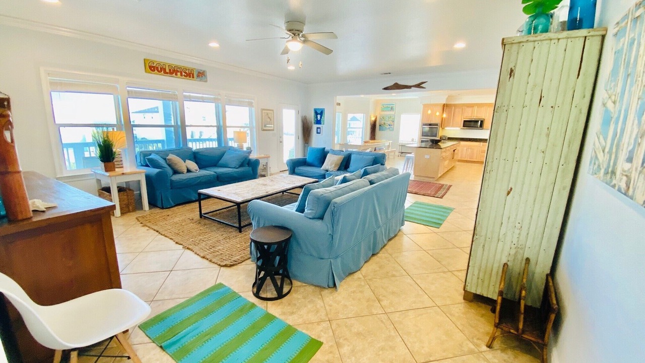 Photo of Livingroom in Pensacola Beach