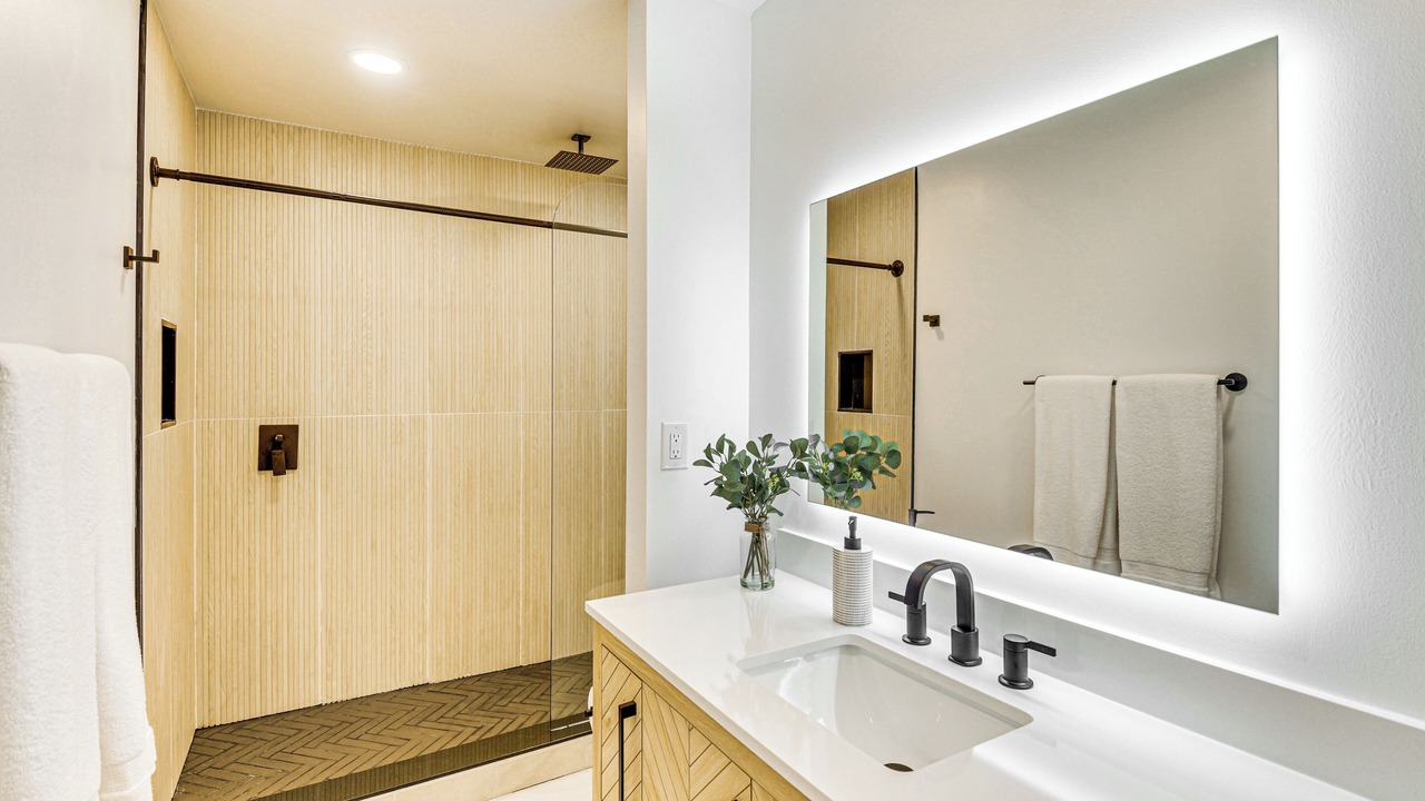 Photo of Bathroom in Astor