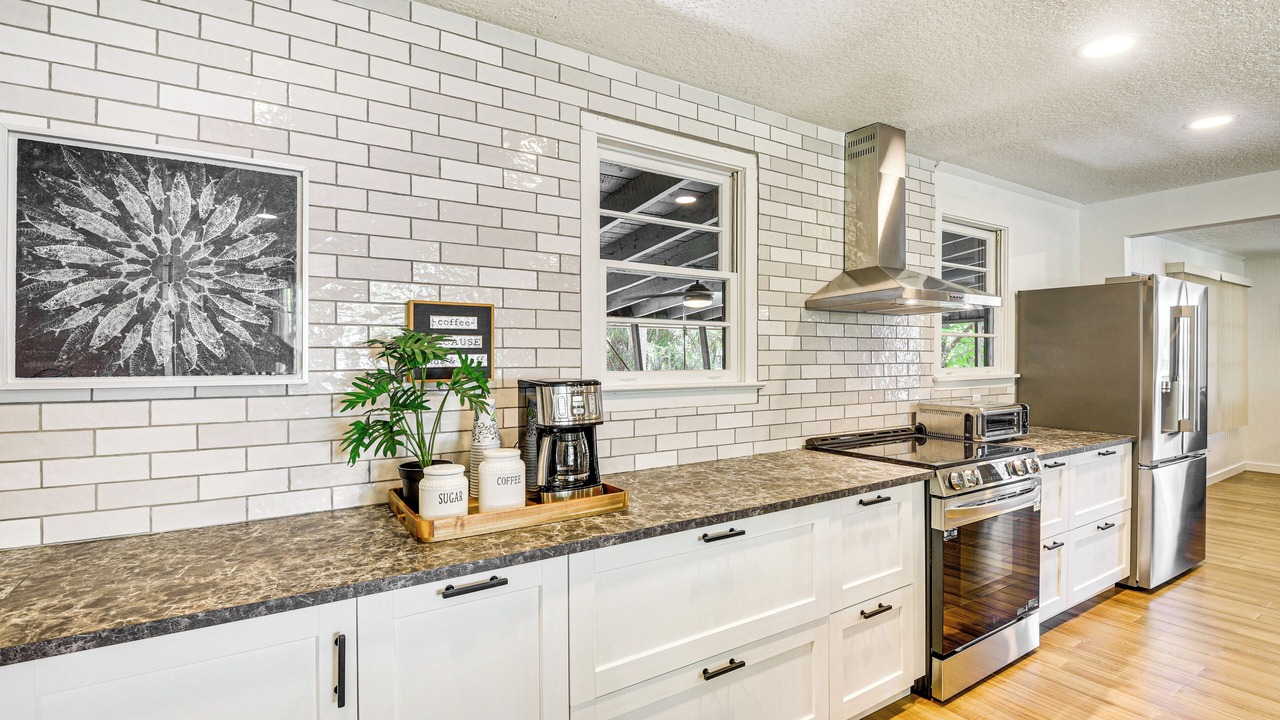 Photo of Kitchen in Astor