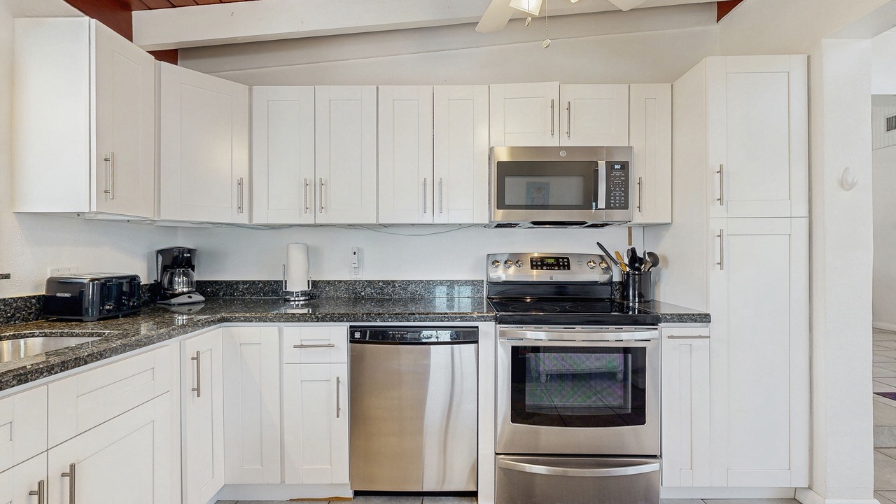 Photo of Kitchen in Key Colony Beach