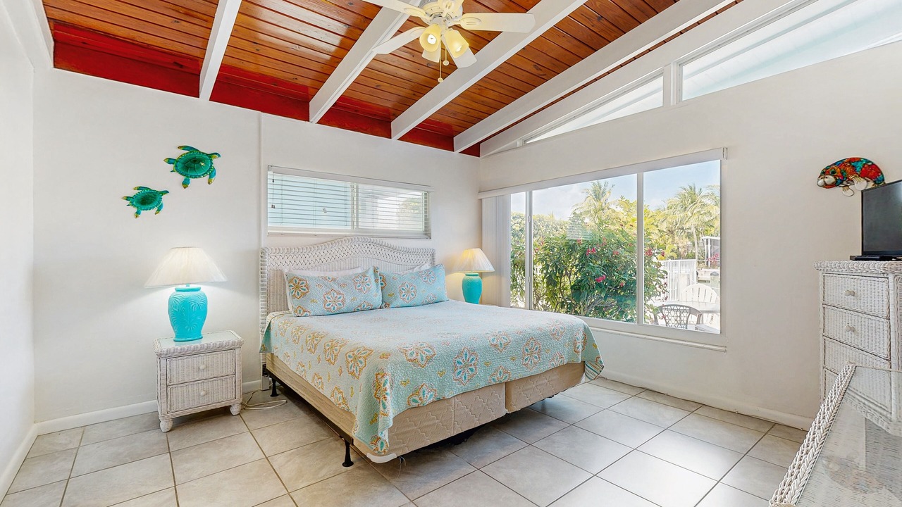 Photo of Bedroom in Key Colony Beach